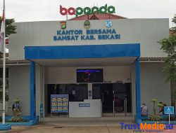 Pelayanan Cepat dan Efisien*Samsat Kab Bekasi Dapat Apresiasi Warga*