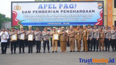 Bupati Pringsewu Terima Penghargaan Kapolda Lampung atas Dukungan Program Akulturasi Budaya