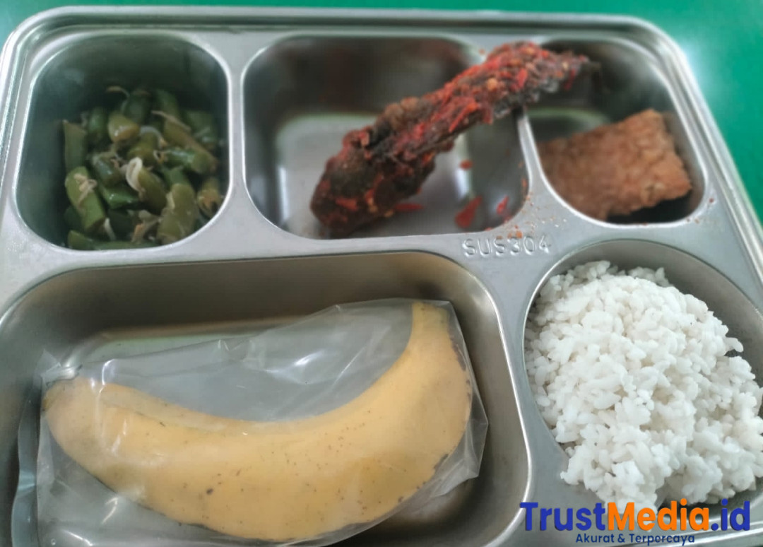 Di duga tidak sesuai standar Gizi Menu Lele mungil di MBG MAN 1 Lampung Timur Dikeluhkan Wali Murid